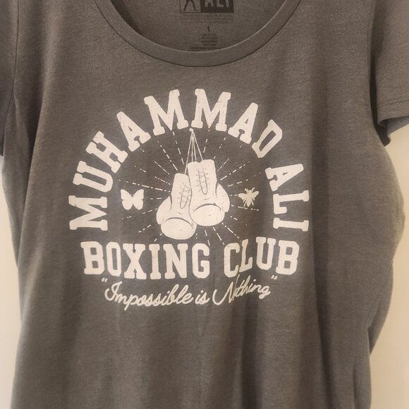 Muhammad Ali Boxing Clun T-Shirt Gray Graphic Print Womens Size 1 (Large) - Picture 3 of 7